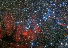 Una fresca mirada a un joven cúmulo de estrellas